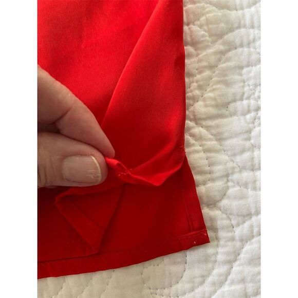 Armani Exchange Red Sleeveless Pleated Blouse Size Small - Picture 7 of 13